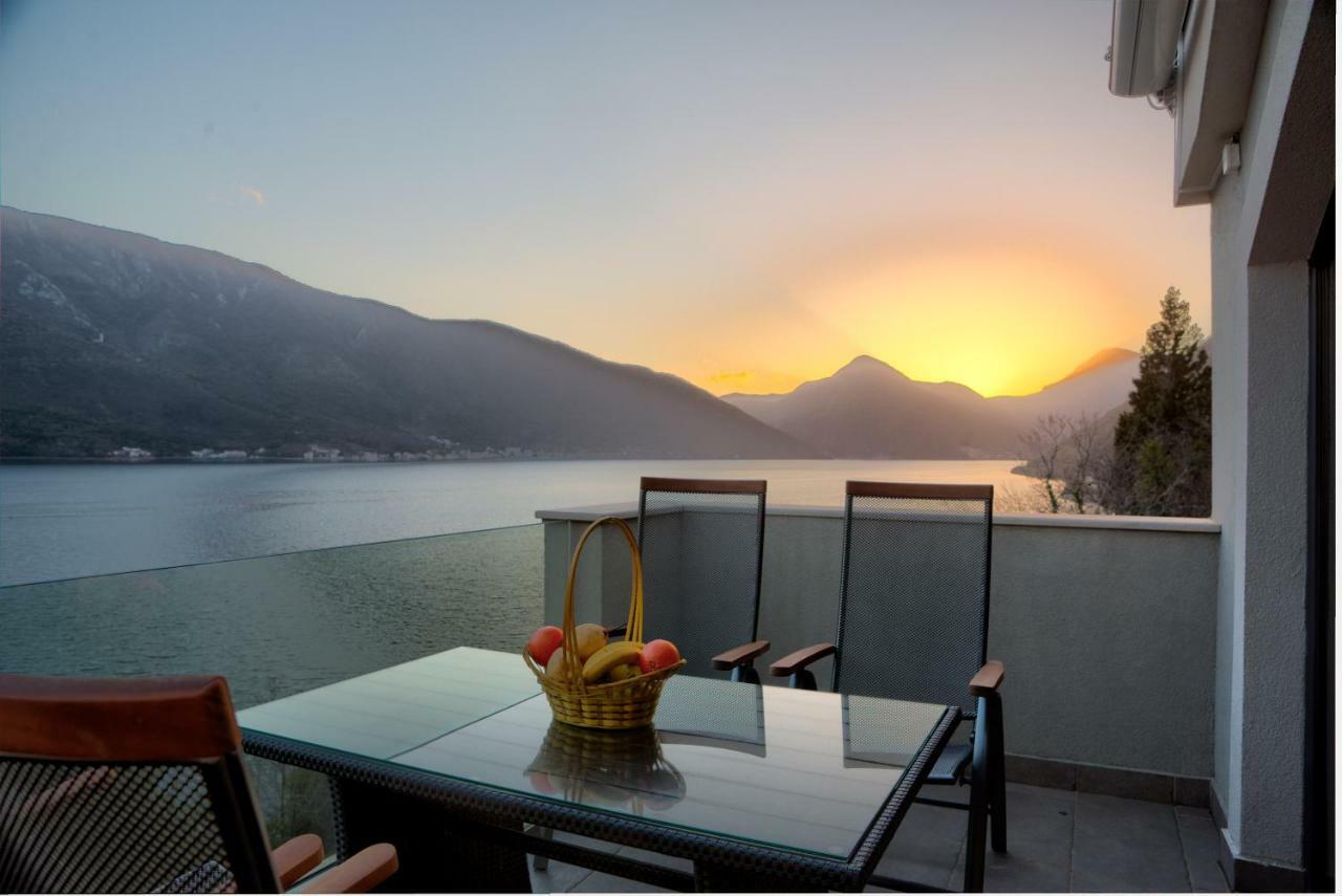 Bajova Kula Luxury Residences Kotor Extérieur photo