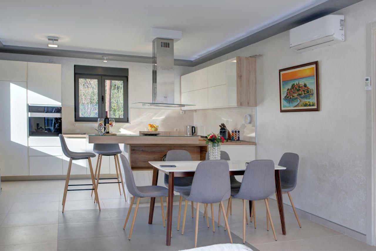 Bajova Kula Luxury Residences Kotor Extérieur photo