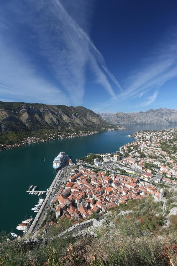 Bajova Kula Luxury Residences Kotor Extérieur photo