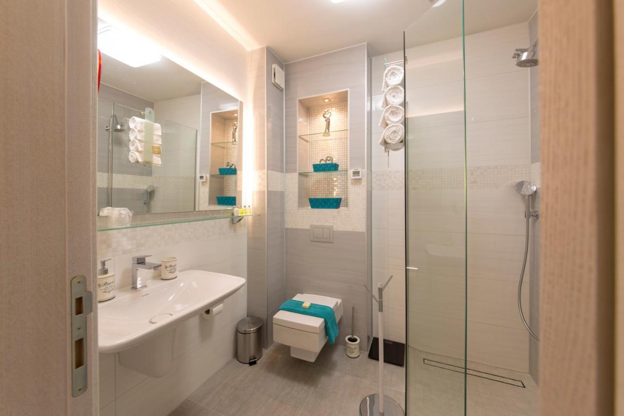 Bajova Kula Luxury Residences Kotor Extérieur photo